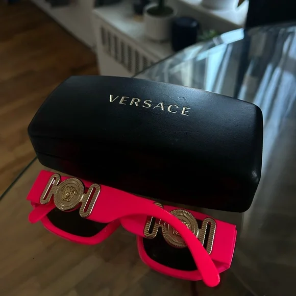 Authentic pink “Biggie Medusa” Versace shades